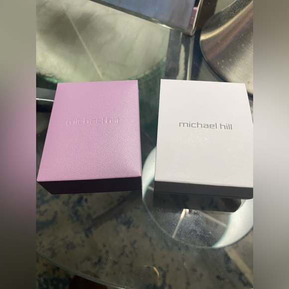 Brand New 4mm Peridot 14K Gold Necklace by Michael Hill - Picture 4 of 10